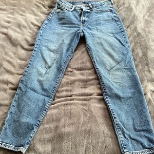 Old Navy Women's Straight Leg Blue Jeans